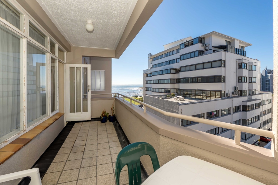 To Let 2 Bedroom Property for Rent in Three Anchor Bay Western Cape